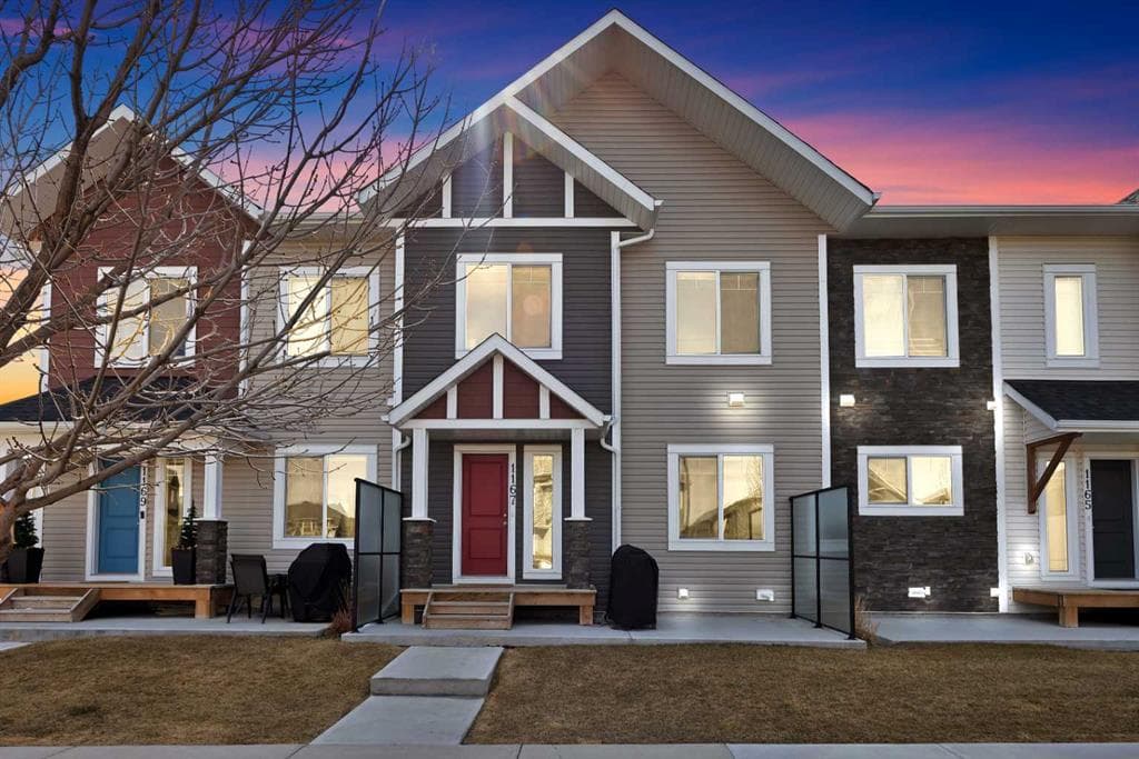 1167 CHANNELSIDE Drive SW — photo 1