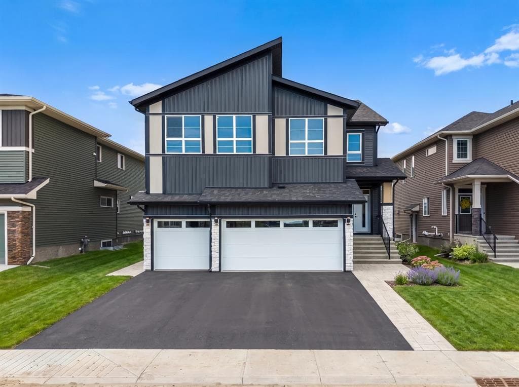 5-bed Detached for sale at 83 Dawson Wharf Mount, Chestermere