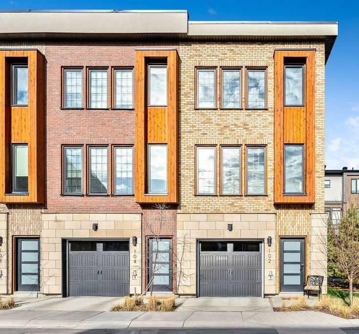 2-bed Townhouse for sale at 102, 81 Greenbriar Place NW, Calgary