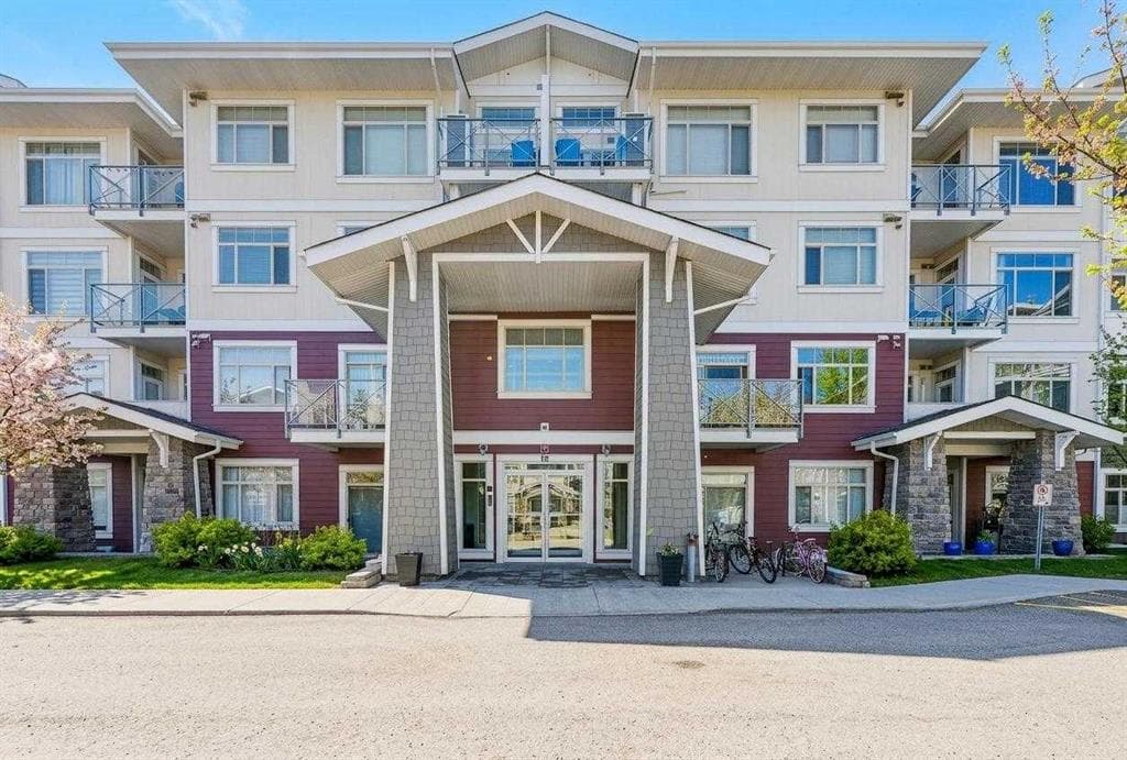301, 16 Auburn Bay Link SE — photo 1