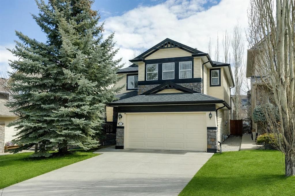 4-bed Detached for sale at 42 Cresthaven Way SW, Calgary