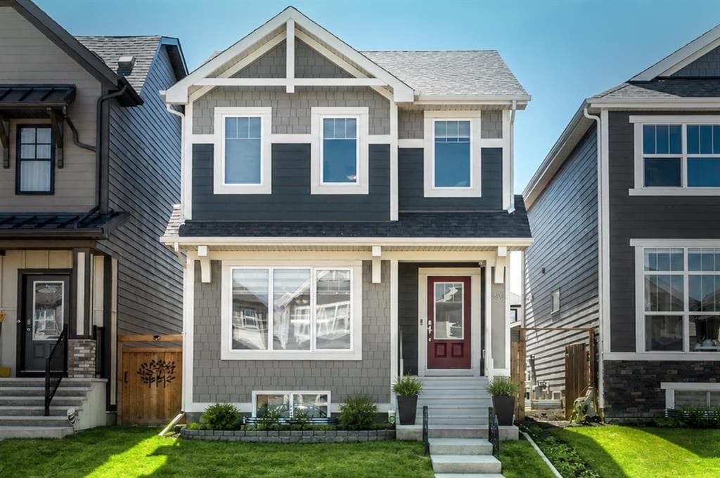 589 Masters Road SE — photo 1
