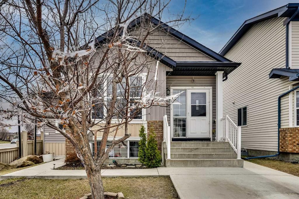 4 Martin crossing Bay NE — photo 1