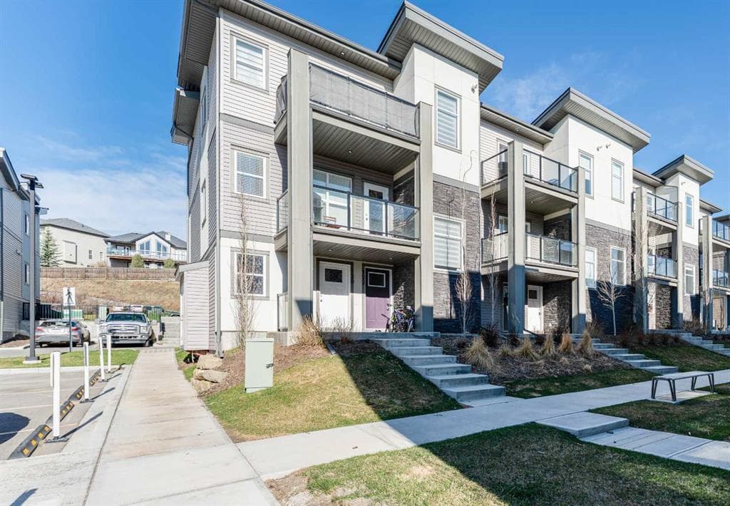 120 Spring Creek Common SW — photo 1