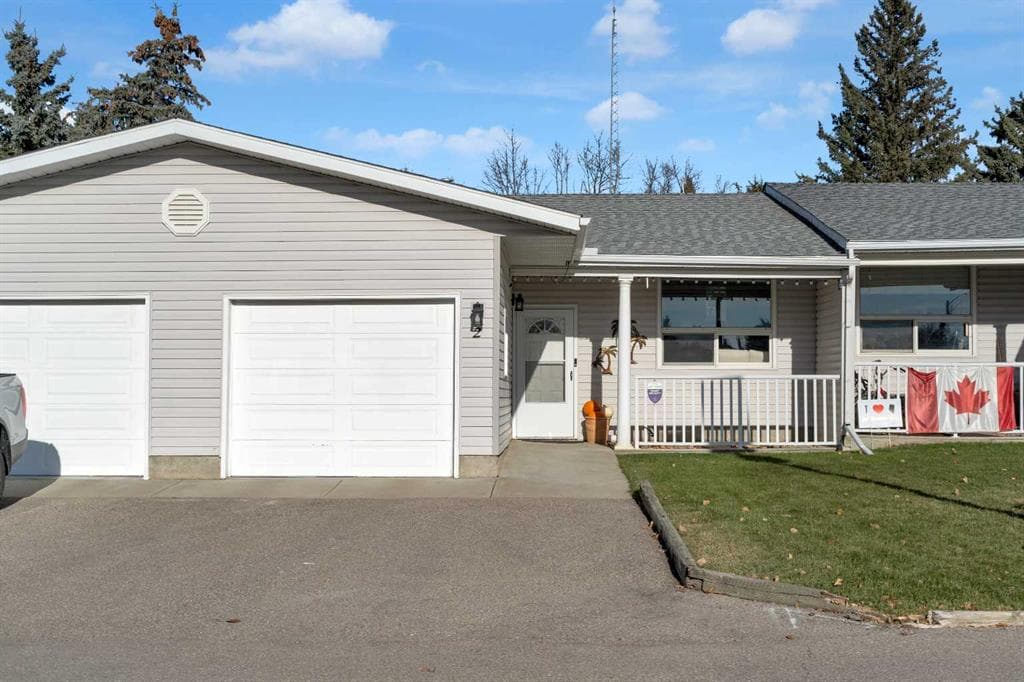2-bed Townhouse for sale at 2, 717 Centre Street, Vulcan