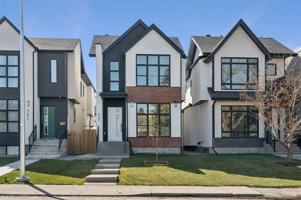4-bed Detached for sale at 645 36 Street SW, Calgary