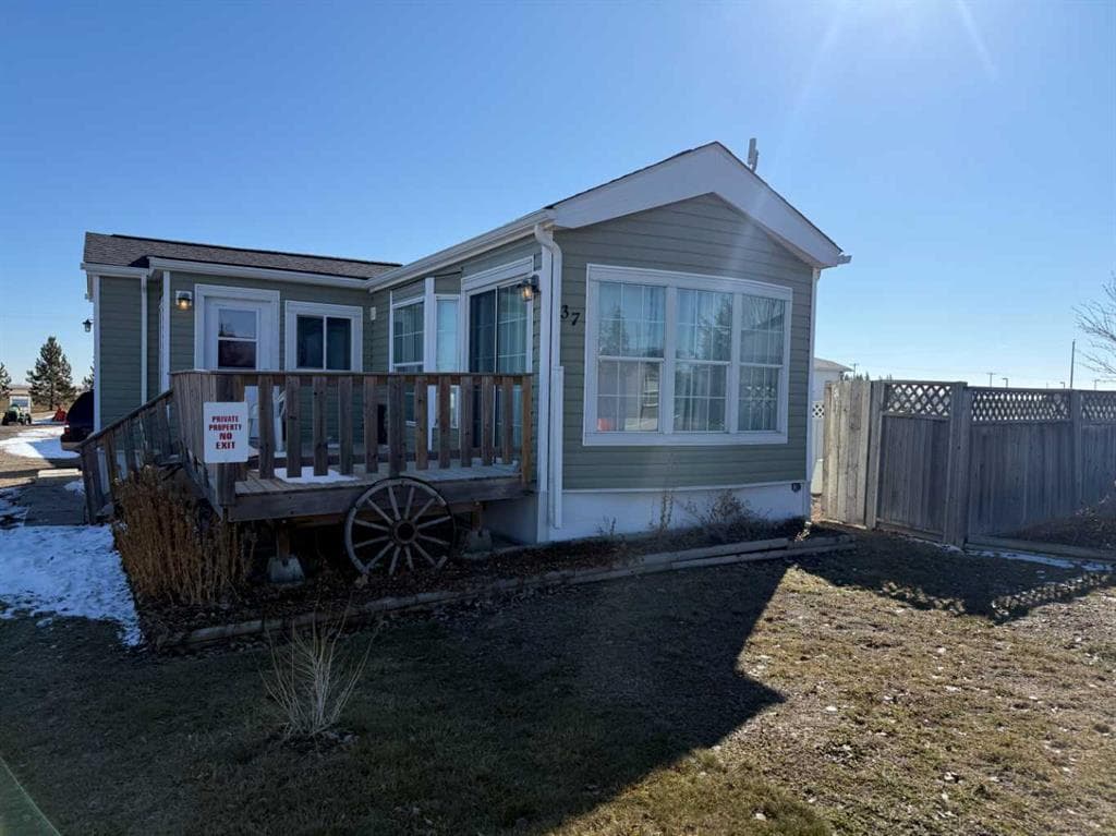 36 Roseglen Drive — photo 1