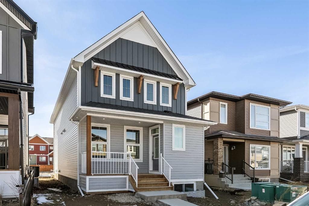 1133 Chinook Gate Bay SW — photo 1