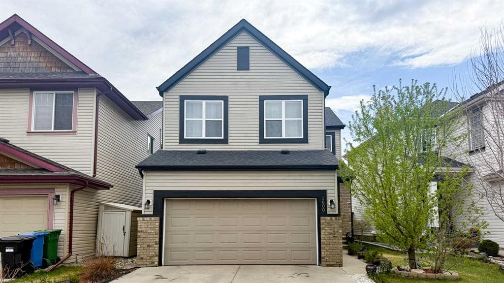 1600 Copperfield Boulevard SE — photo 1