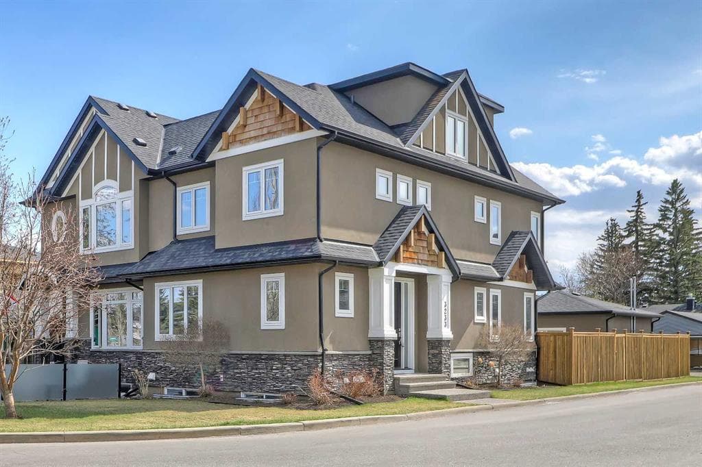 5-bed Semi-detached for sale at 3233 Cochrane Road NW, Calgary