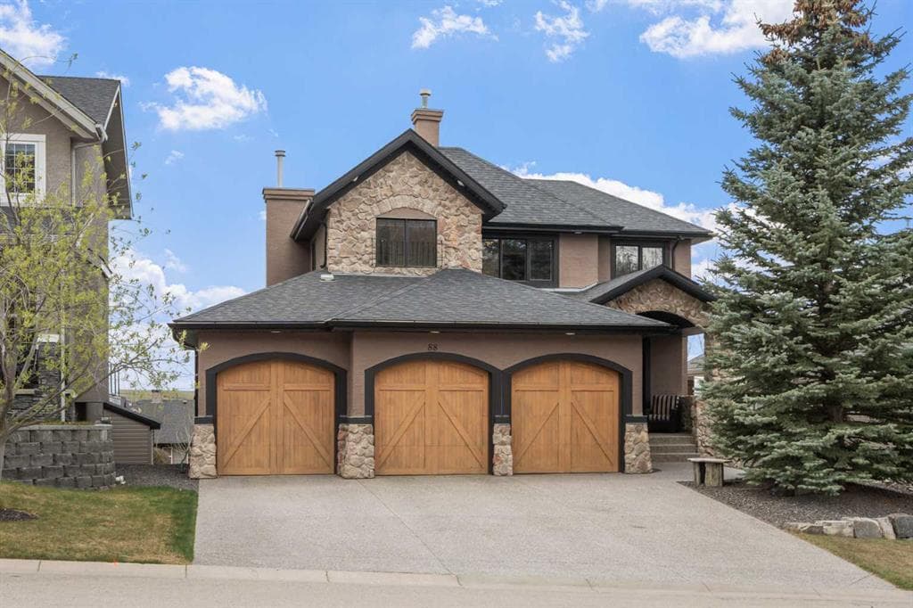 88 Crestridge Way SW — photo 1