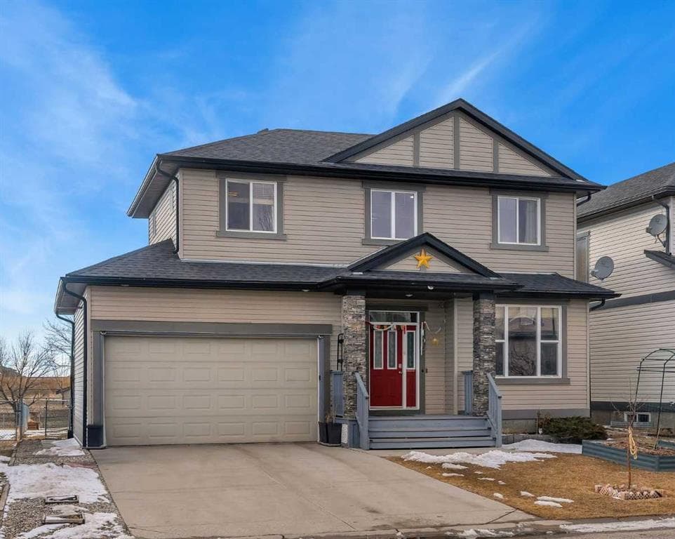 6-bed Detached for sale at 156 Bishop Crescent NW, Langdon