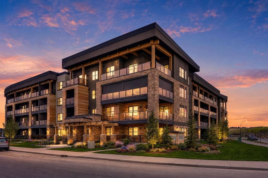 2-bed Apartment for sale at 105, 55 Wolf Hollow Crescent SE, Calgary