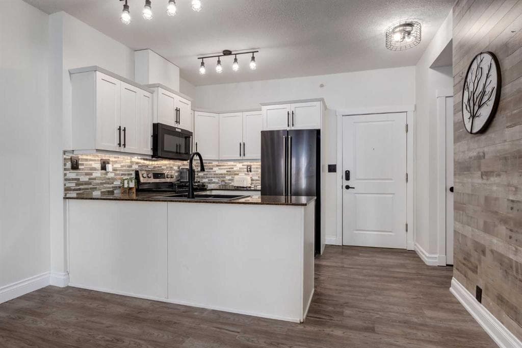 2-bed Apartment for sale at 2212, 5605 Henwood Street SW, Calgary