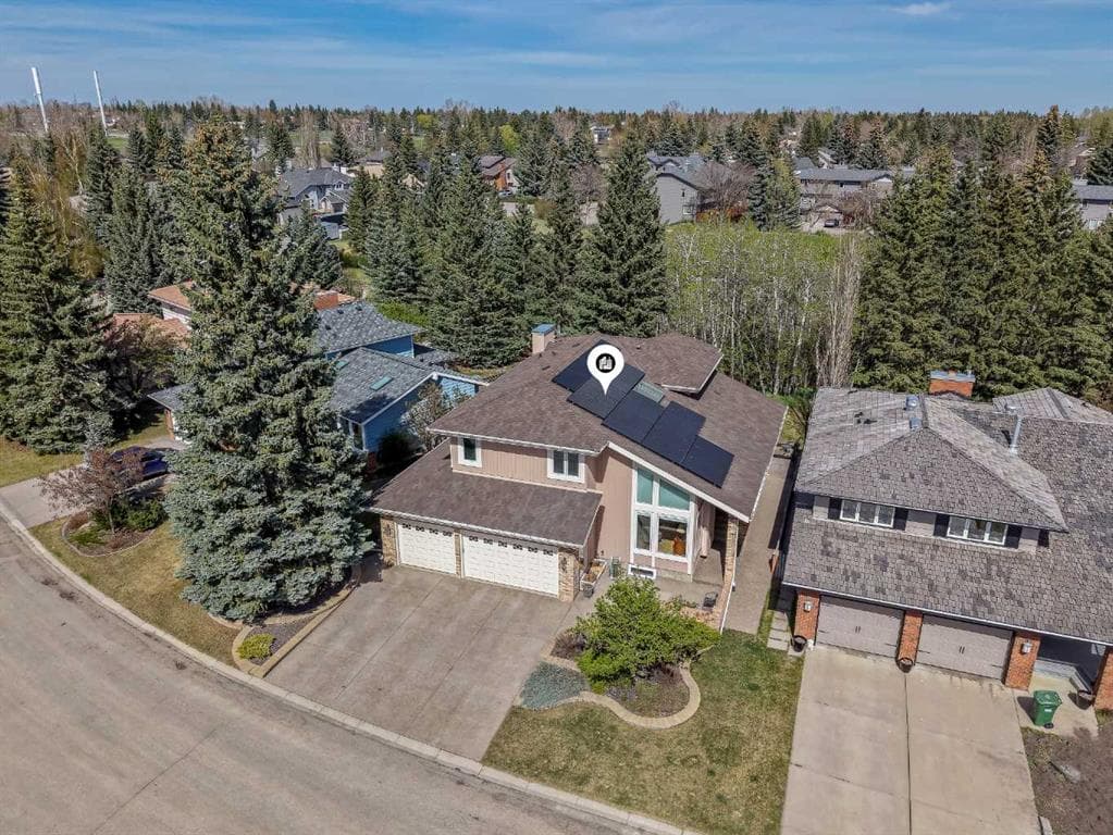 3-bed Detached for sale at 28 Woodacres Way SW, Calgary