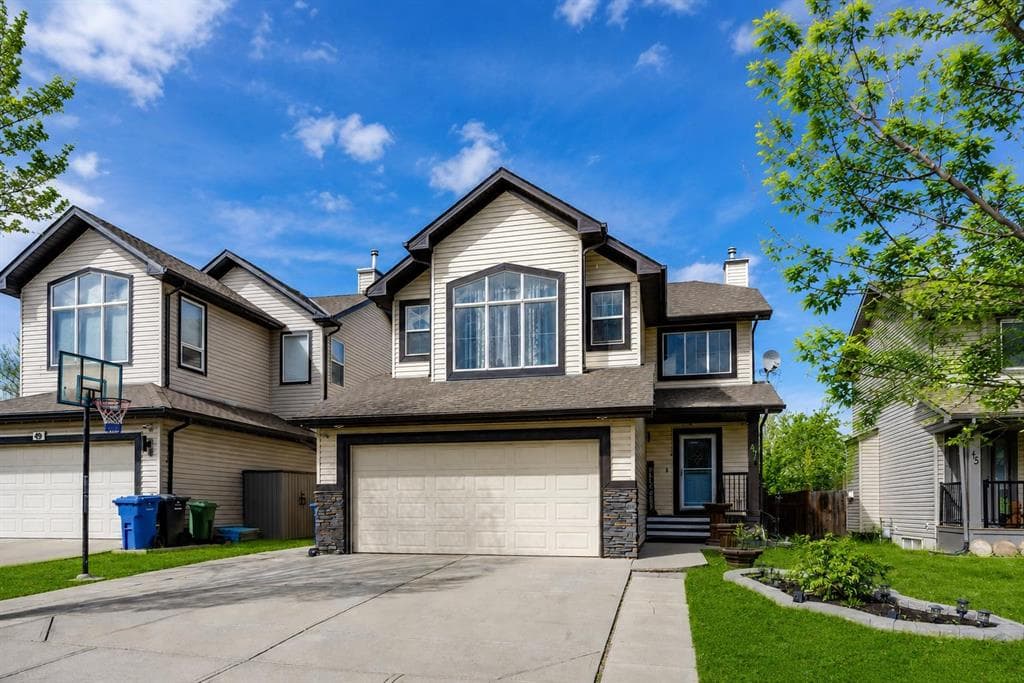 47 Westmount Road — photo 1