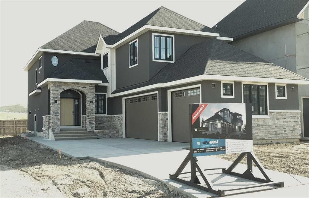 4-bed Detached for sale at 144 Greenwich Heath NW, Calgary