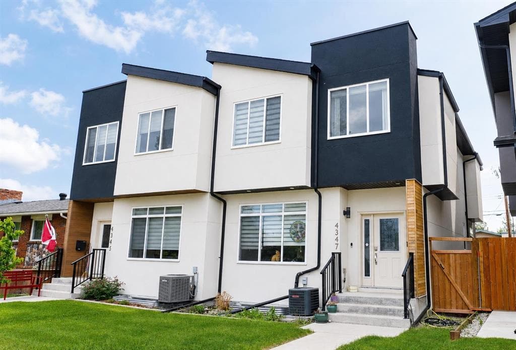 3-bed Semi-detached for sale at 4347 72 Street NW, Calgary