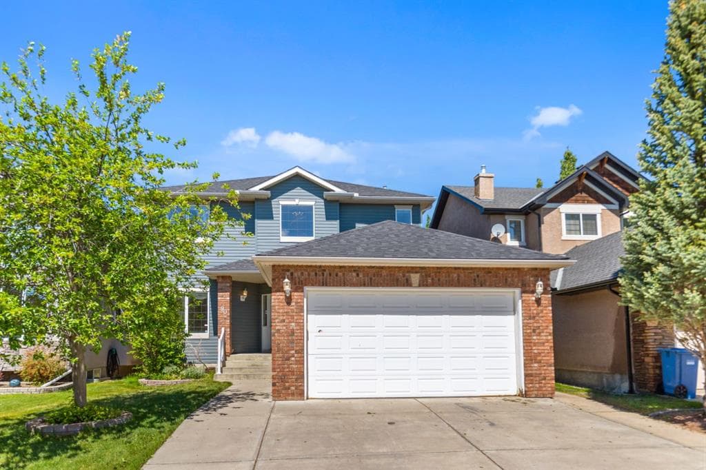 6-bed Detached for sale at 90 Royal Highland Road NW, Calgary