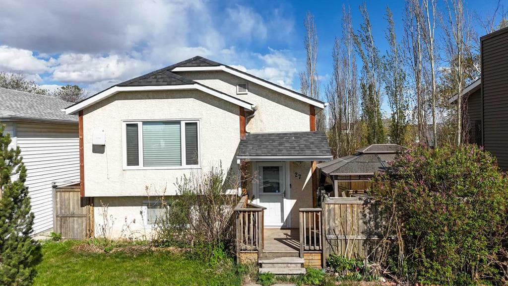 6-bed Detached for sale at 27 Erin Grove Court SE, Calgary