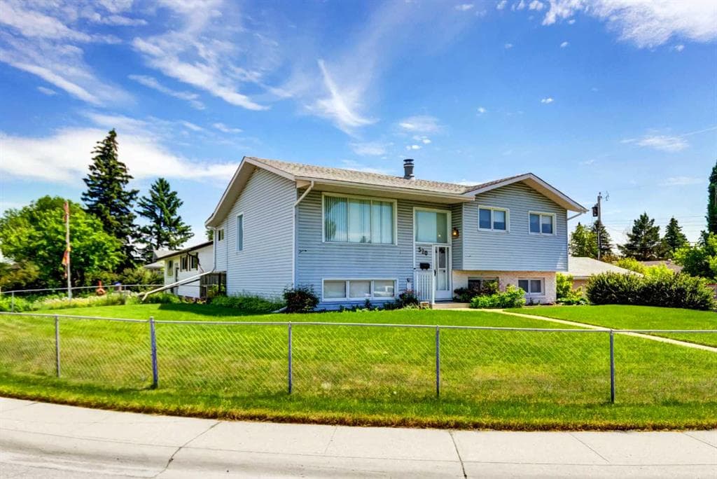 3-bed Detached for sale at 520 Foritana Road SE, Calgary