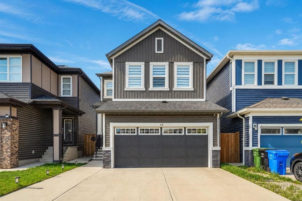 4-bed Detached for sale at 28 Carringsby Avenue NW, Calgary