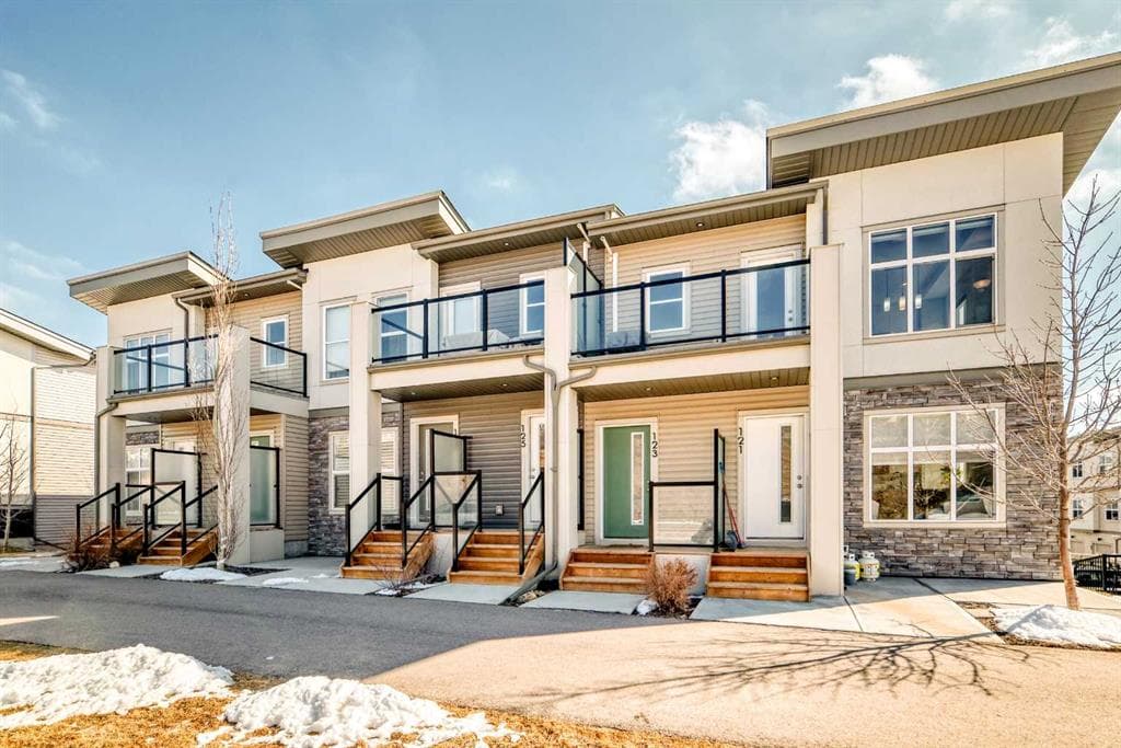 2-bed Townhouse for sale at 123 Spring Creek Common SW, Calgary