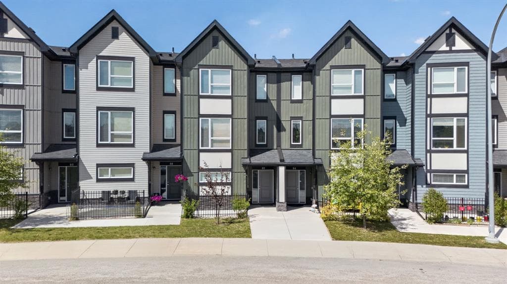 3-bed Townhouse for sale at 86 Evanscrest Manor NW, Calgary