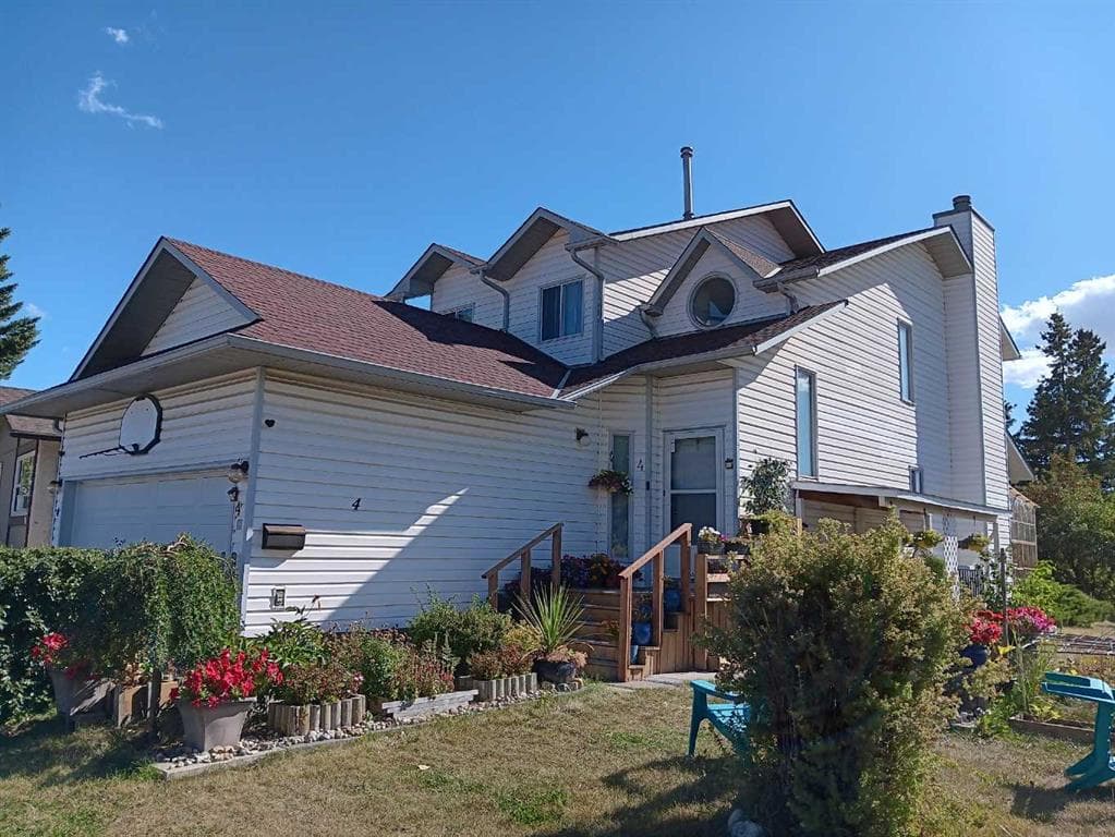 4-bed Detached for sale at 4 Fallingworth Bay NE, Calgary
