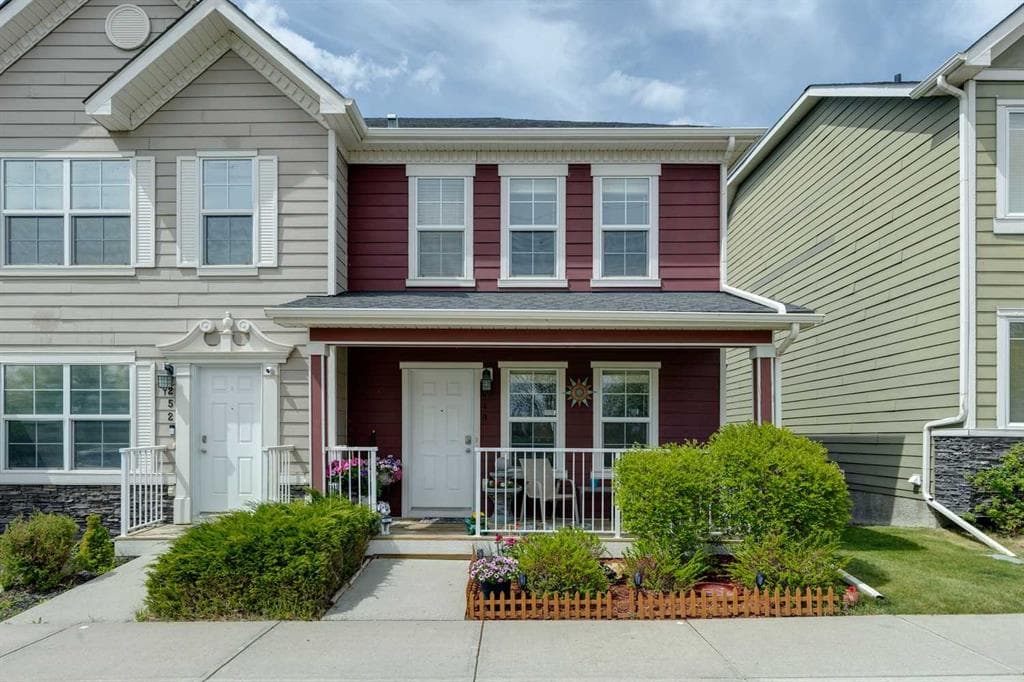 3-bed Townhouse for sale at 248 Cascades Pass, Chestermere