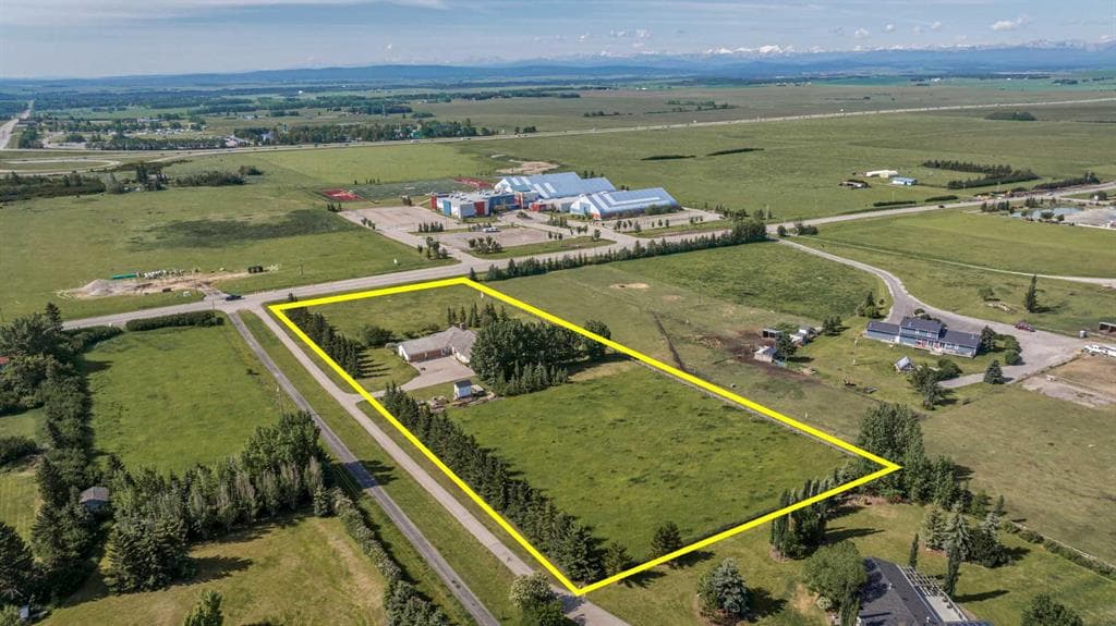 3-bed Detached for sale at 33022 Township Road 250, Rural Rocky View County