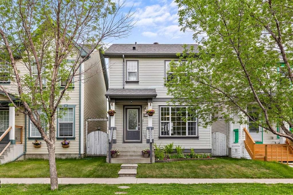 65 Prestwick Heights SE — photo 1