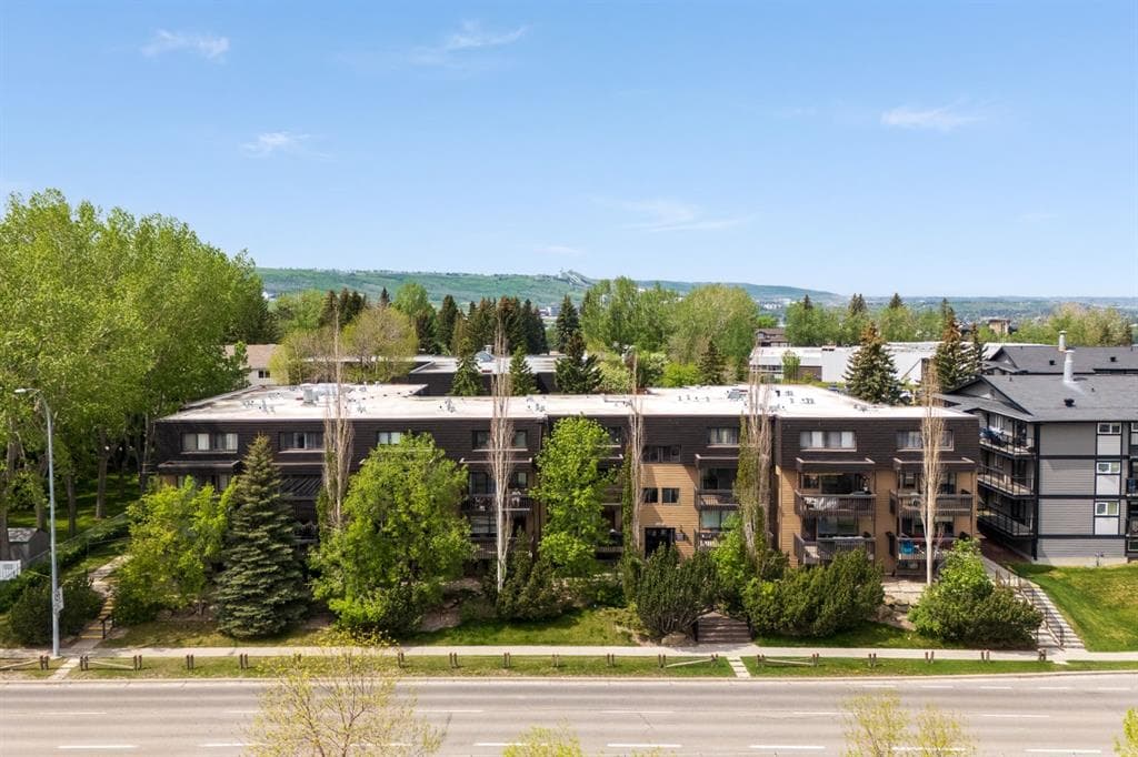 2-bed Apartment for sale at 20, 3519 49 Street NW, Calgary