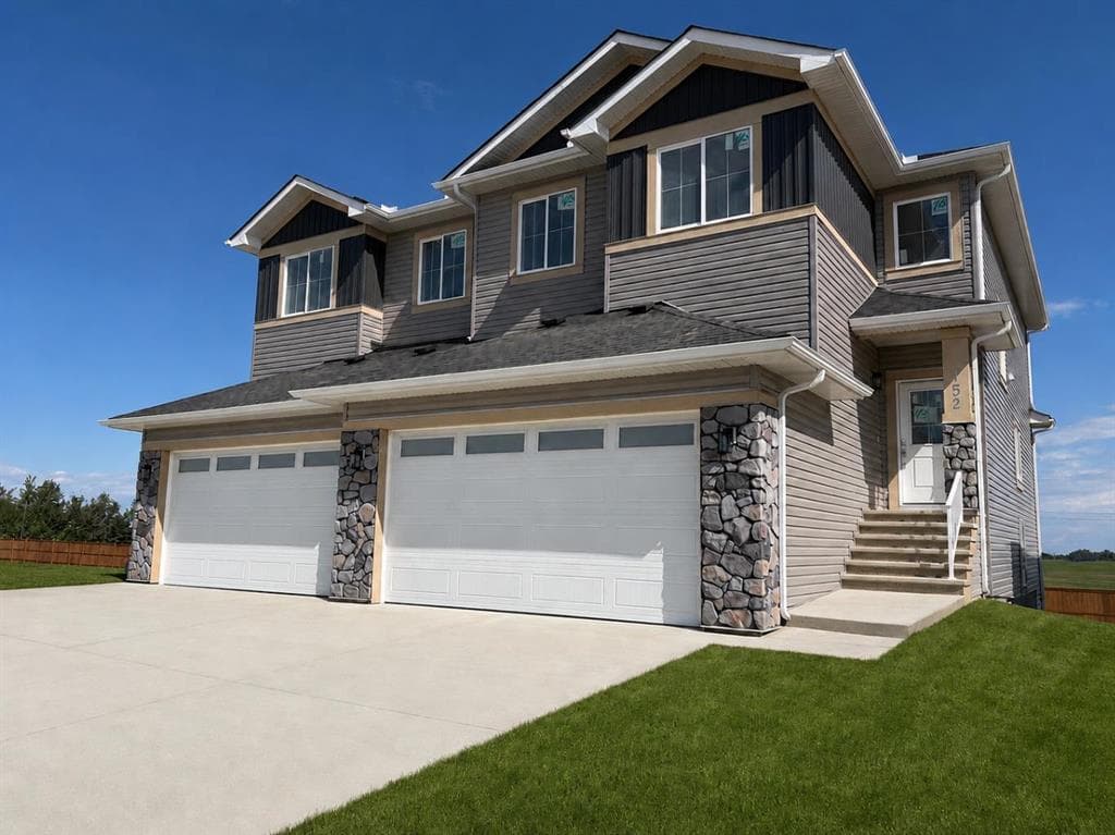 3-bed Semi-detached for sale at 152 Lakewood Crescent, Strathmore