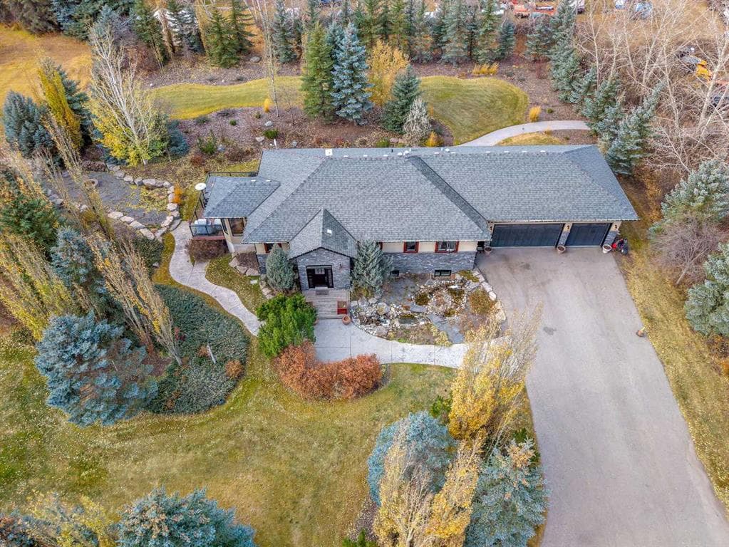 6-bed Detached for sale at 275200 Township Road 233, Rural Rocky View County