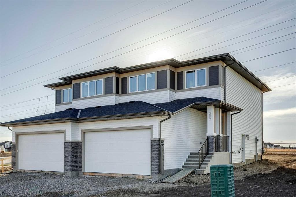 3-bed Semi-detached for sale at 307 Dawson Dock Way, Chestermere