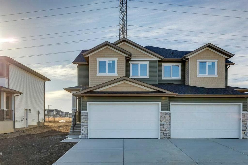 4-bed Semi-detached for sale at 311 Dawson Dock Way, Chestermere