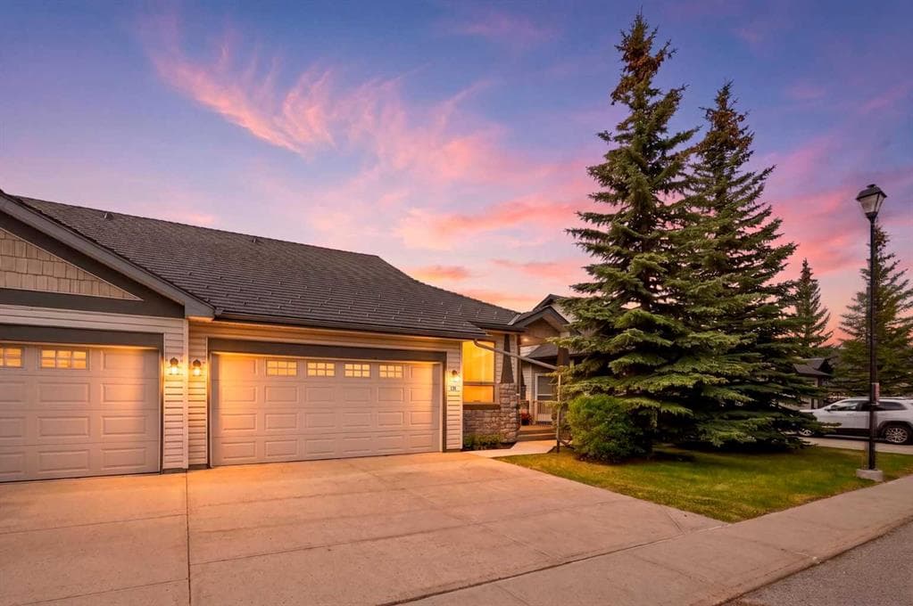 3-bed Semi-detached for sale at 131 Springbank Terrace SW, Calgary