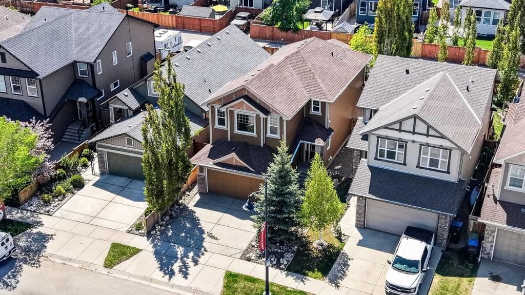4-bed Detached for sale at 127 Legacy Circle SE, Calgary