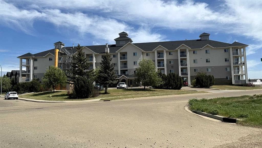 1-bed Apartment for sale at 306, 204 17 Street E, Brooks