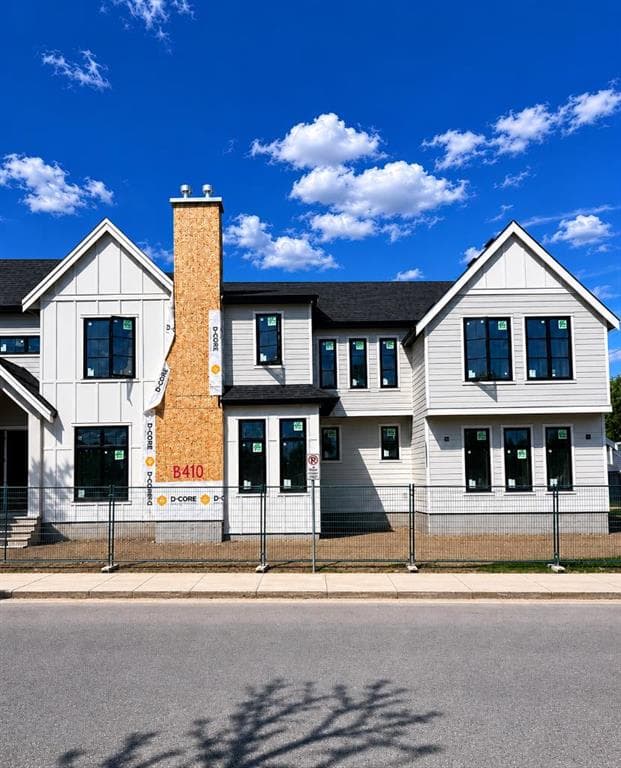 5-bed Detached for sale at 4612 Grove Hill Road SW, Calgary