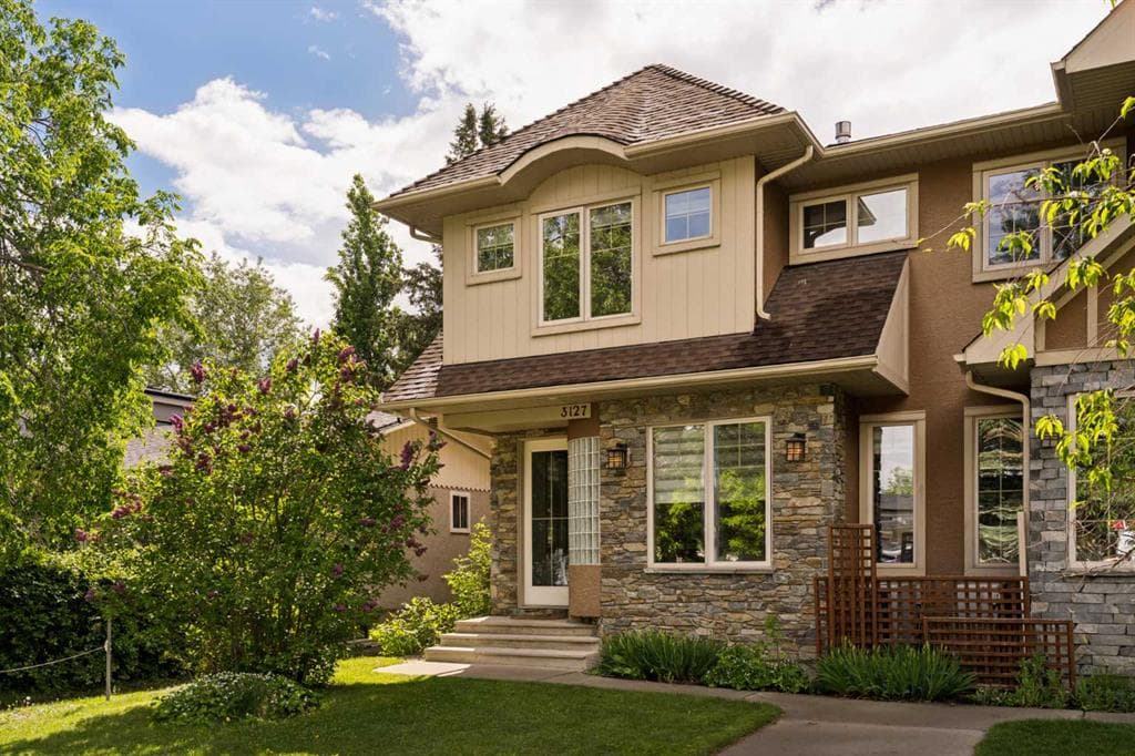 4-bed Semi-detached for sale at 3127 40 Street SW, Calgary