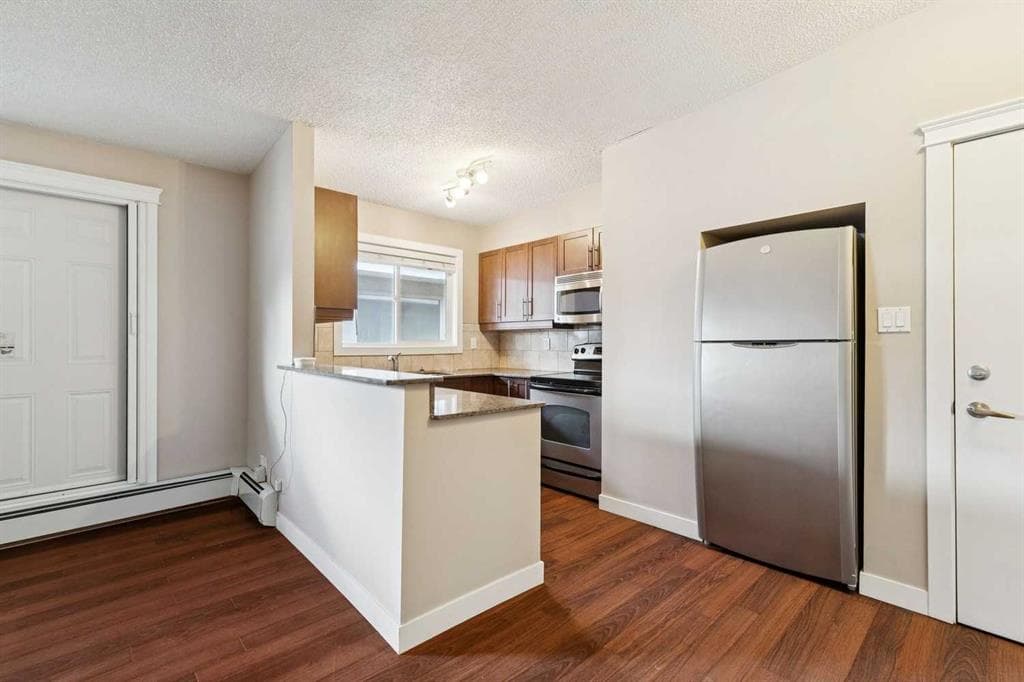 1-bed Apartment for sale at 4, 605 67 Avenue SW, Calgary