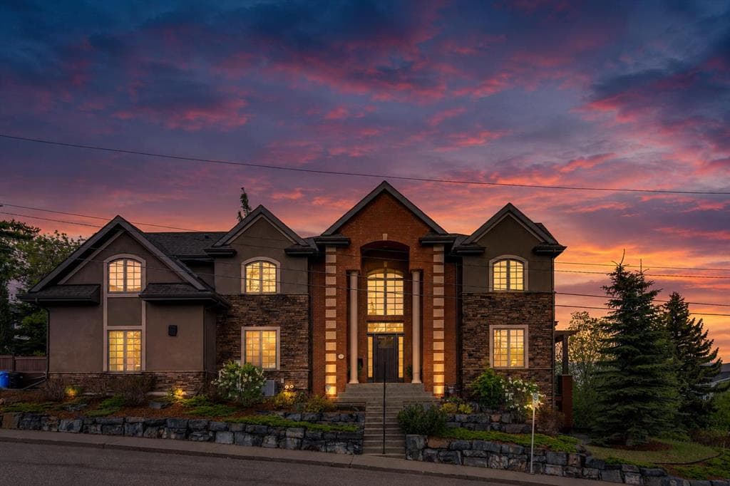 5-bed Detached for sale at 1320 17A Street NW, Calgary