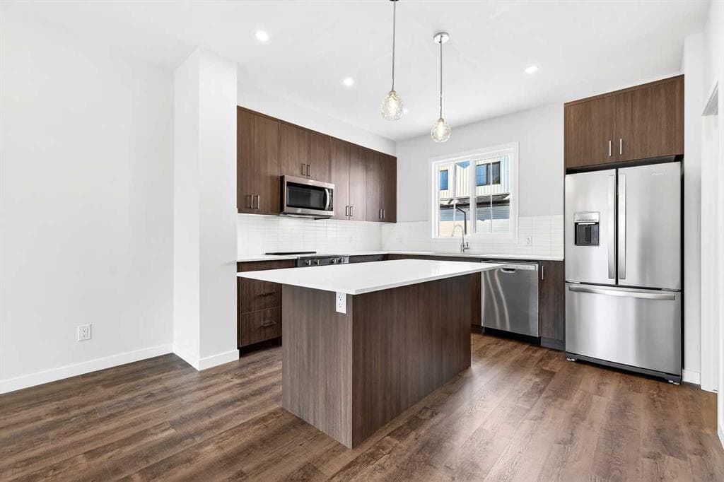 3-bed Townhouse for sale at 117, 1750 Rangeview Drive SE, Calgary