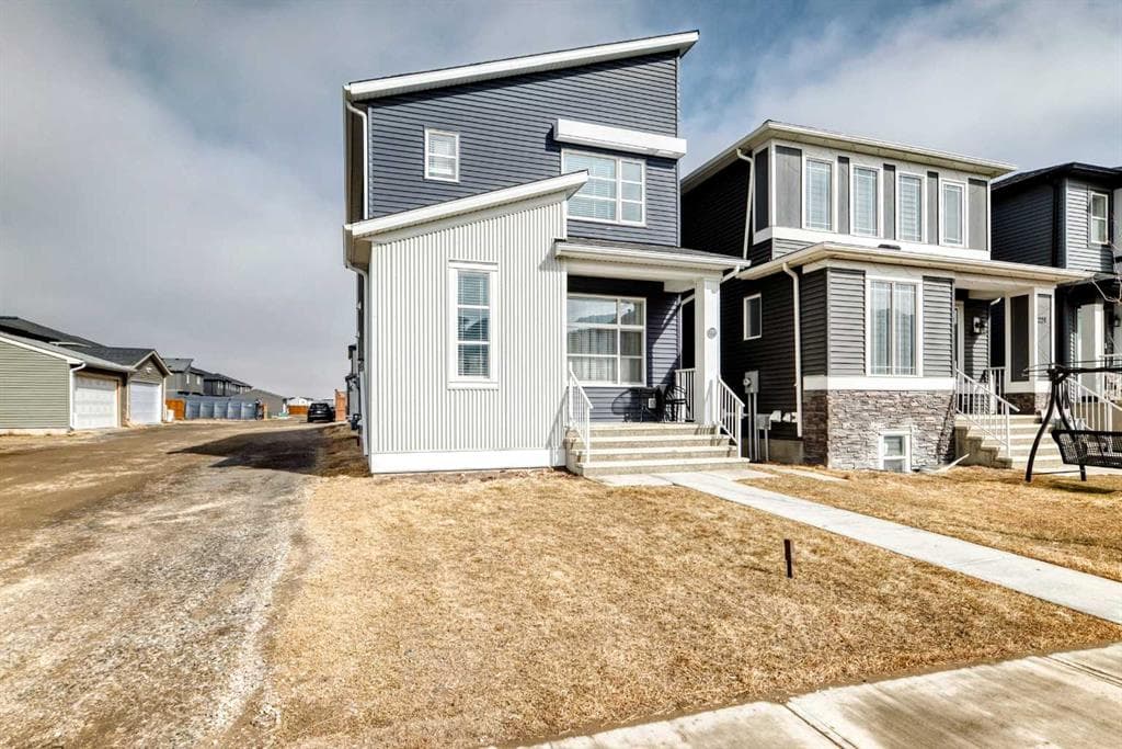 4-bed Detached for sale at 220 Cornerstone Grove NE, Calgary
