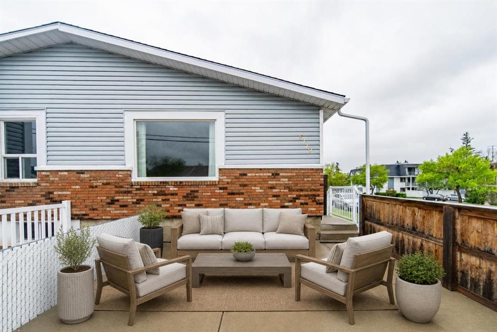 3-bed Semi-detached for sale at 5119 30 Avenue SW, Calgary