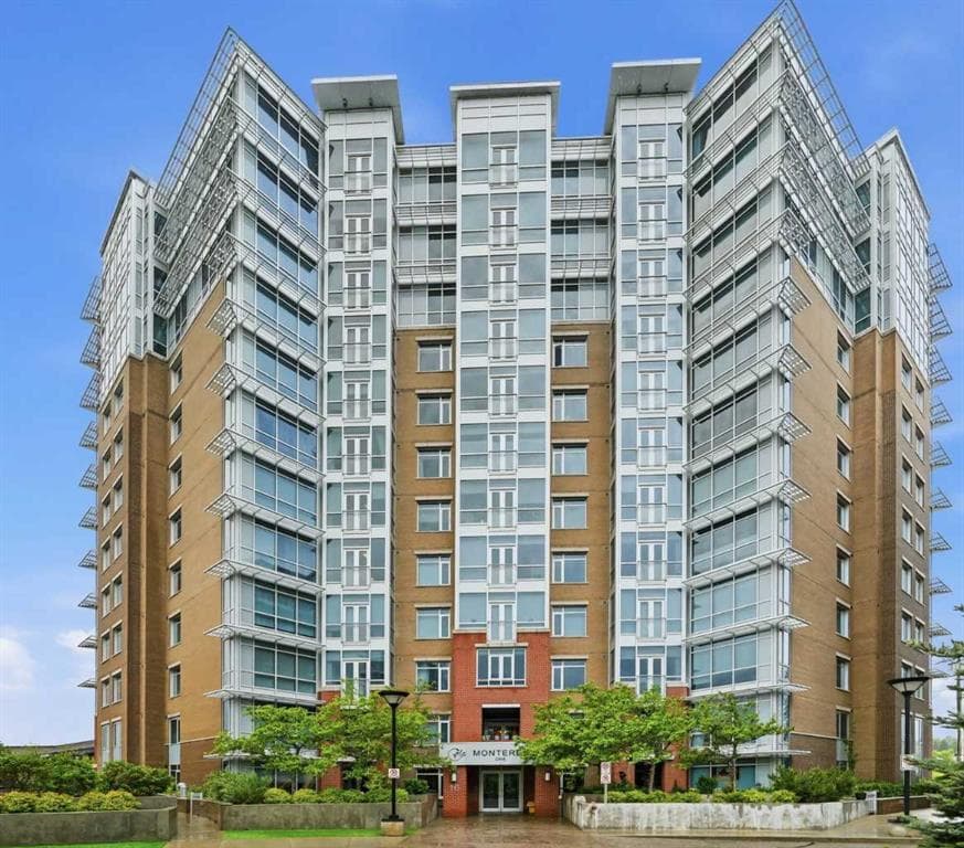 2-bed Apartment for sale at 701, 16 Varsity Estates Circle NW, Calgary