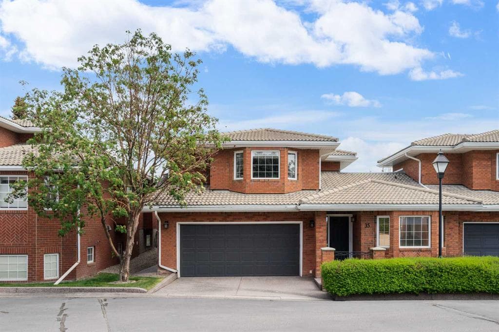 3-bed Semi-detached for sale at 35 Prominence Path SW, Calgary