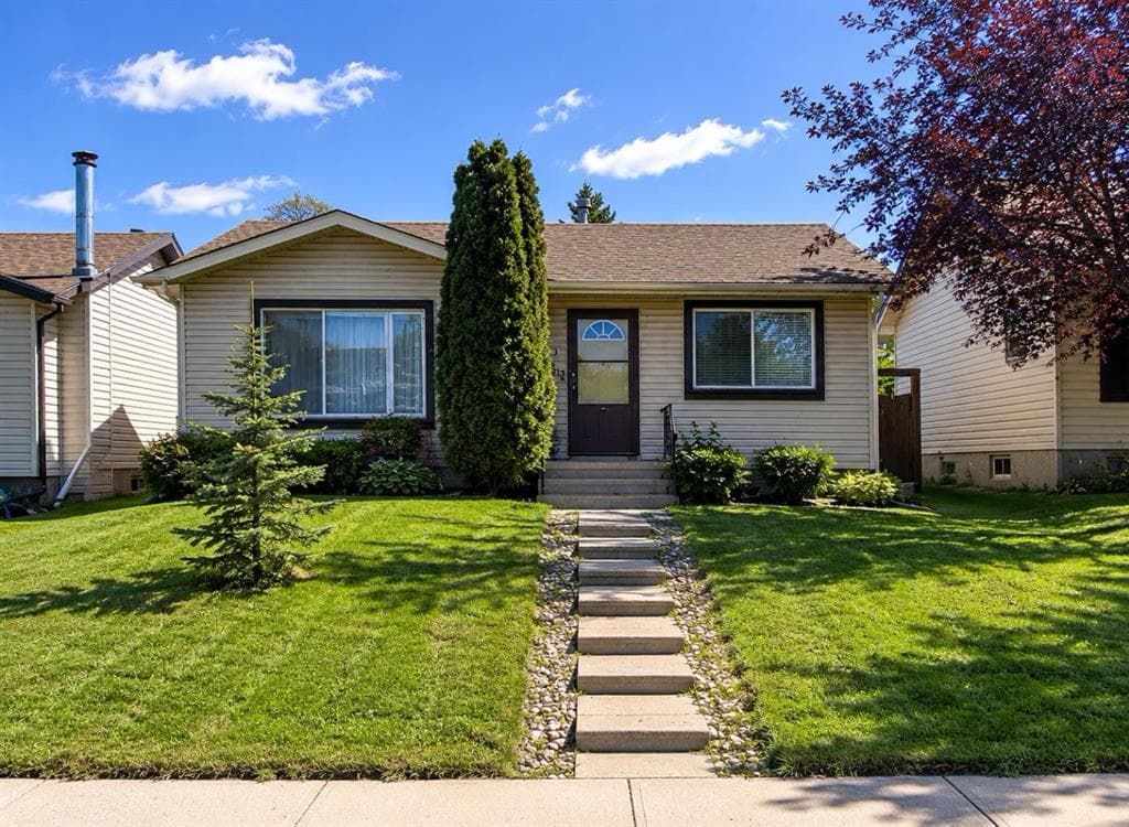 4-bed Detached for sale at 127 Falshire Way NE, Calgary